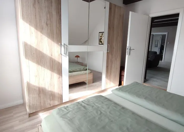 Alte Schule * Altratjensdorf